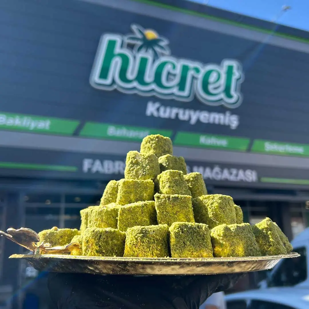 Pistachio Milky Burma Sweet
