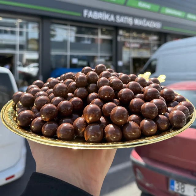 Çikolatalı Fındık Draje Sütlü - kaplama draje