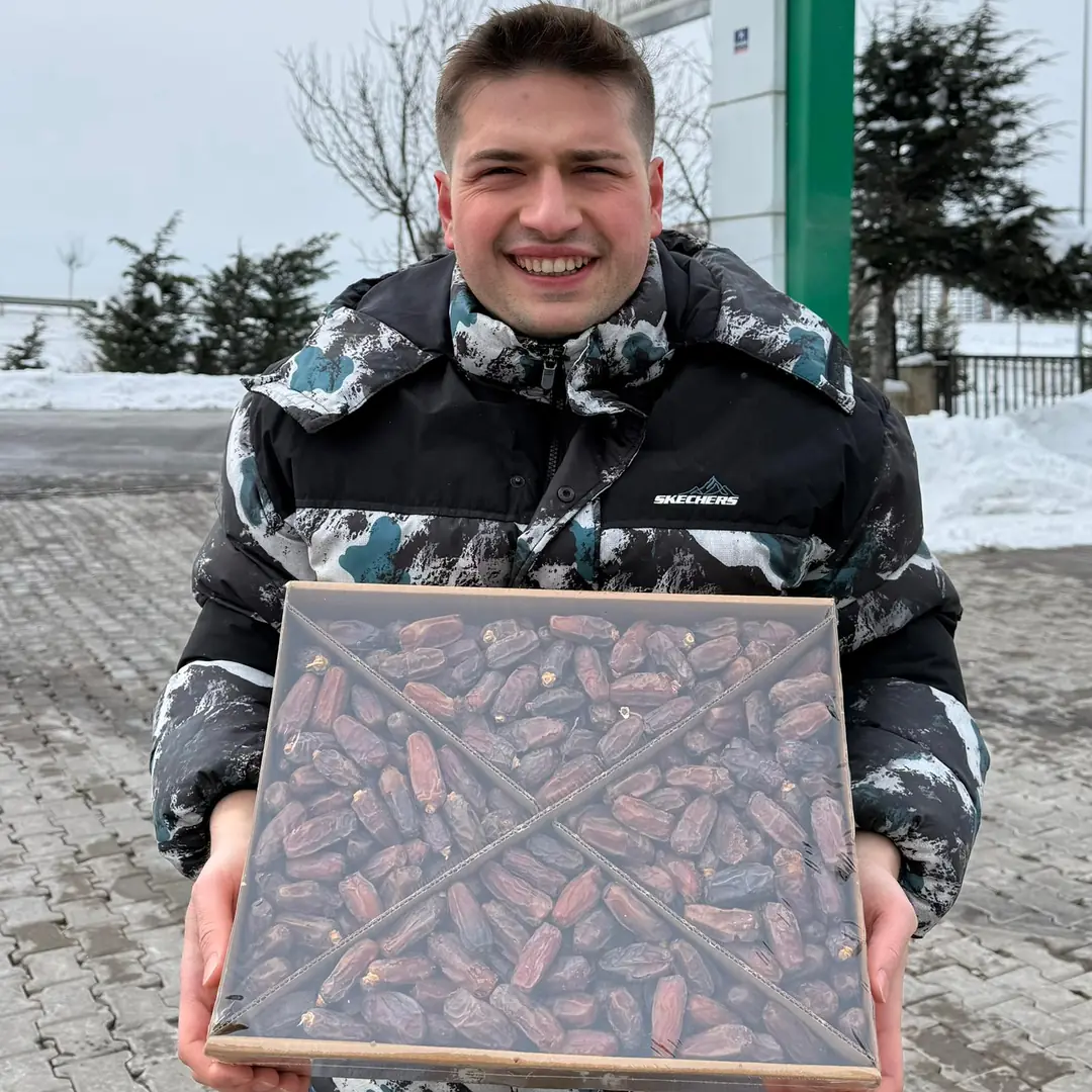 Wholesale Medina Mashrouk Dates 5 kg